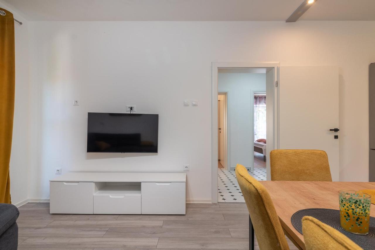 Apartman Galeb Trogir Bagian luar foto