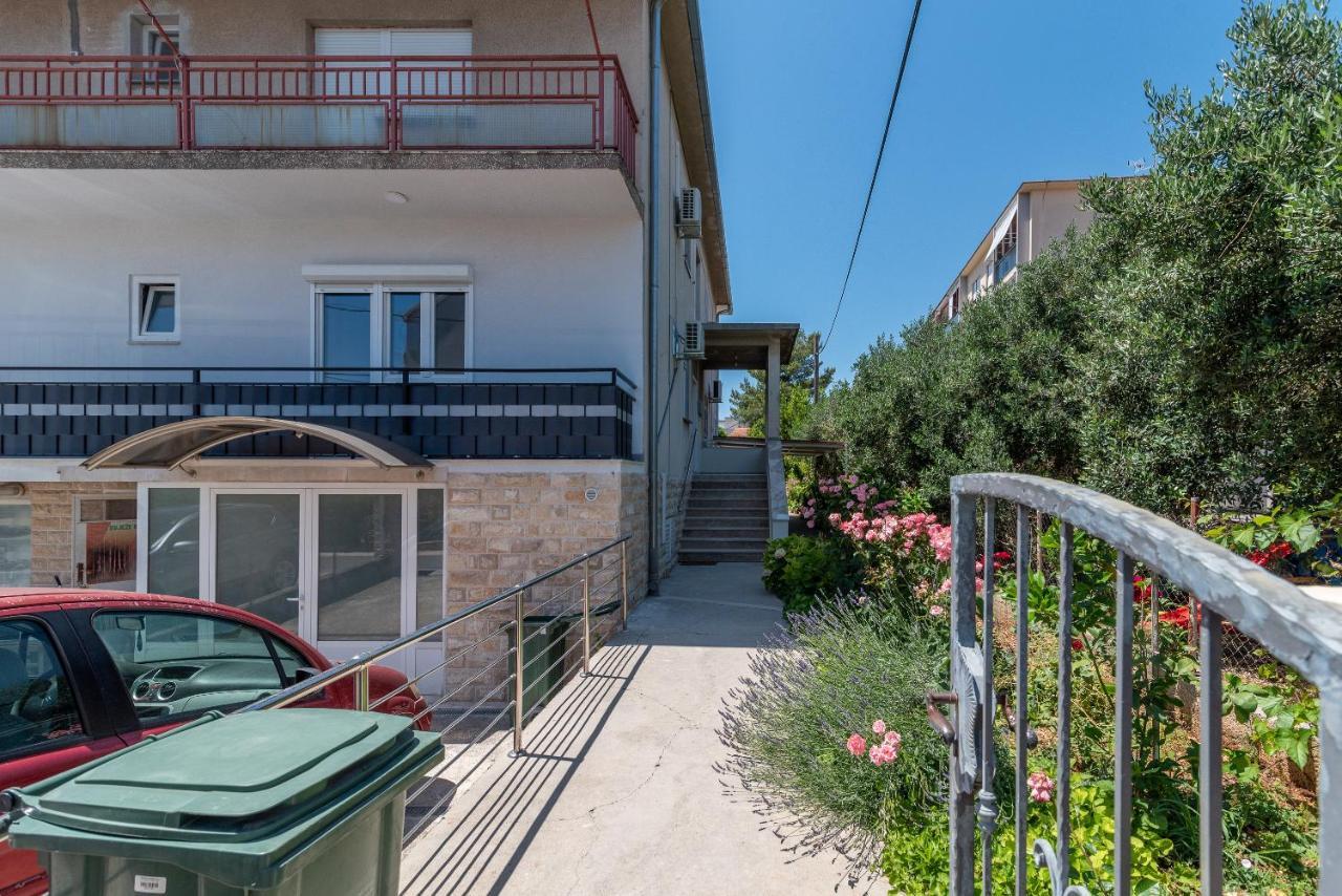 Apartman Galeb Trogir Bagian luar foto
